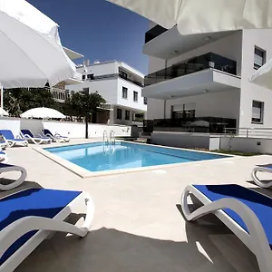 https://apartments-villa-aquamarie.hotels-in-trogir.com