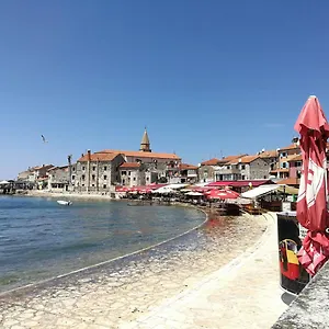 Nika Apartman